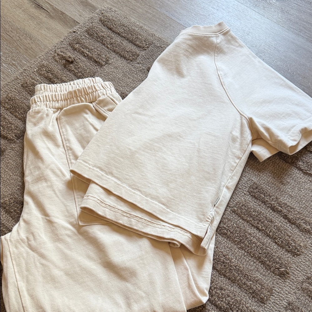 Women’s Vuori matching set